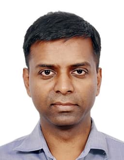 Photo of Dr. Renith Richardson